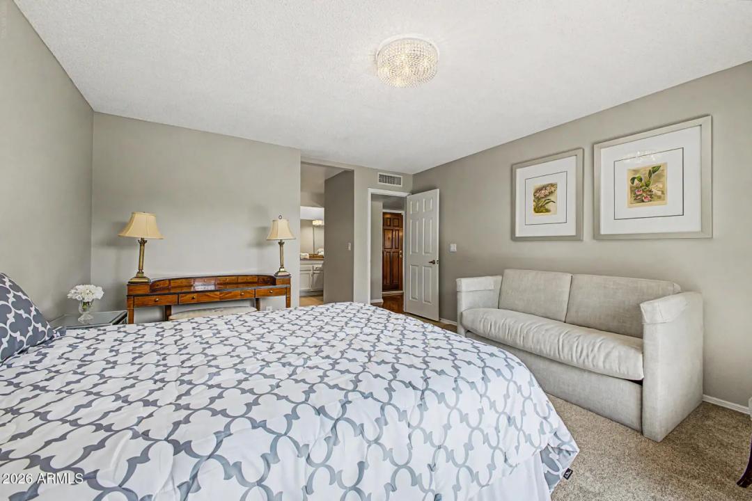 Real Estate Picture 19