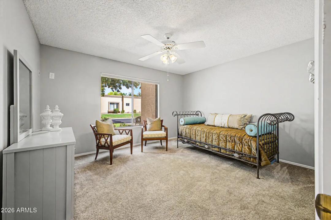 Real Estate Picture 6