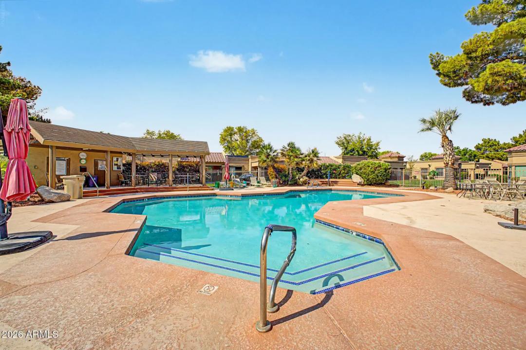 Real Estate Picture 32