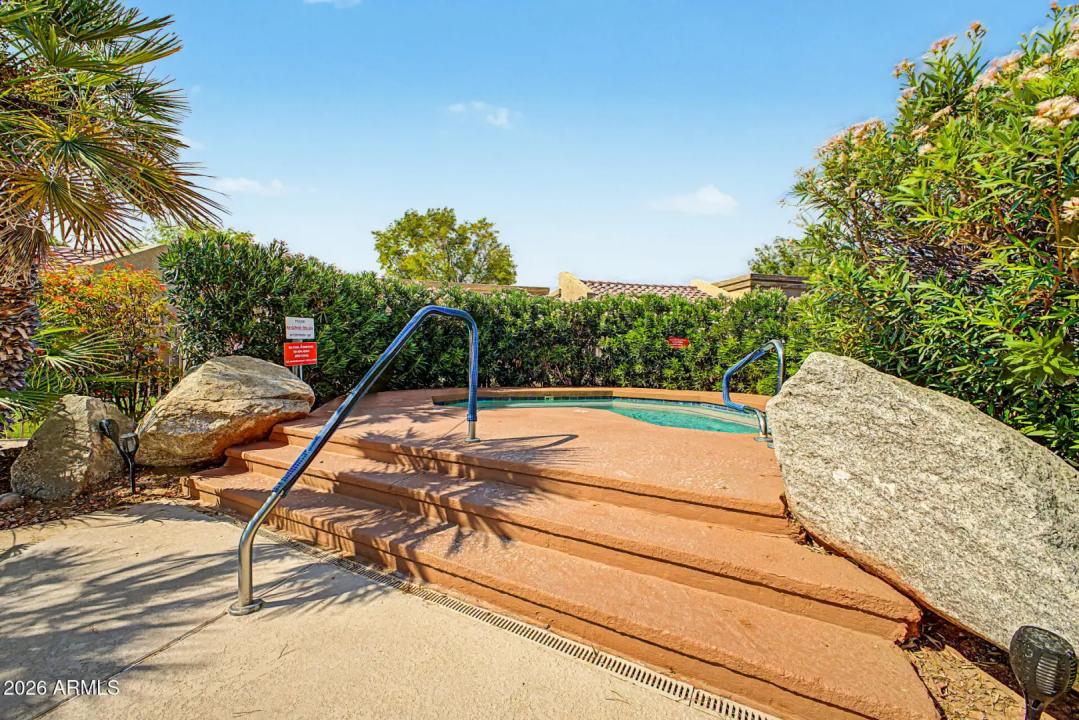 Real Estate Picture 33