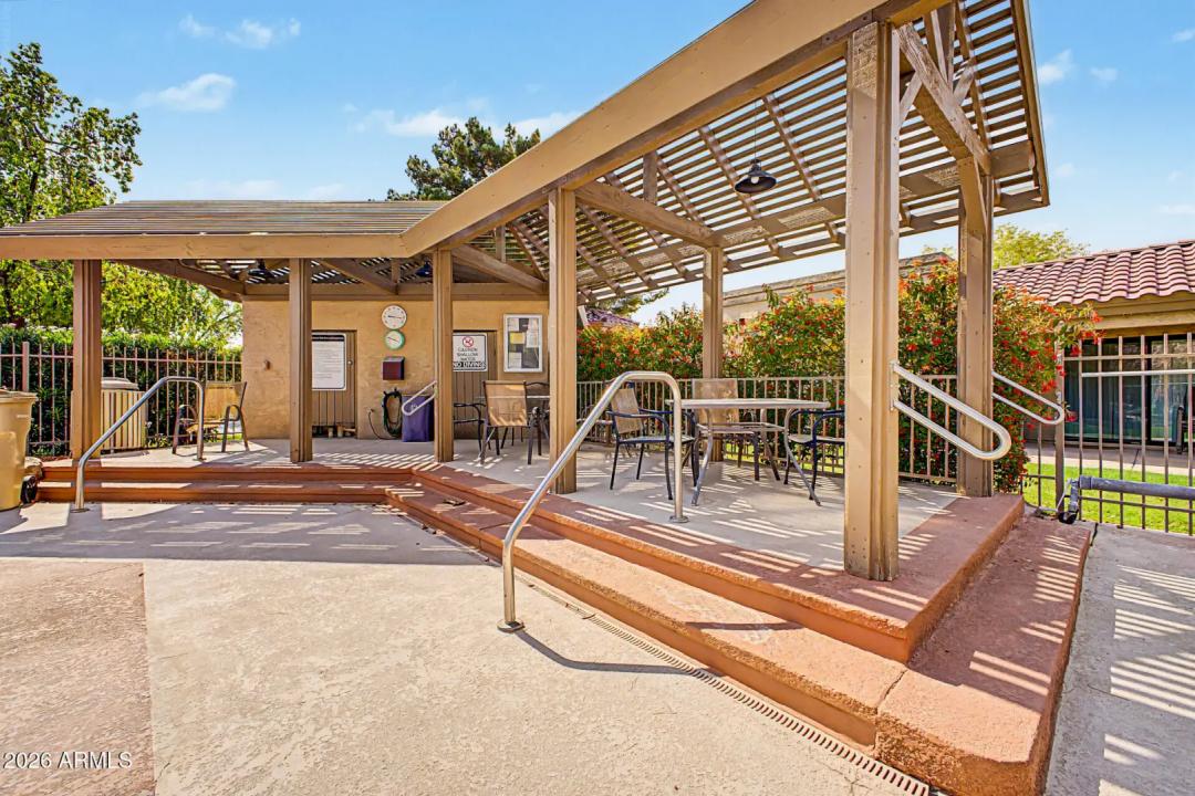 Real Estate Picture 35