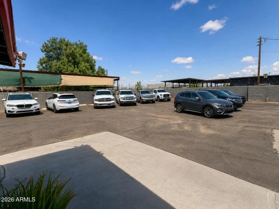 Real Estate Picture 2