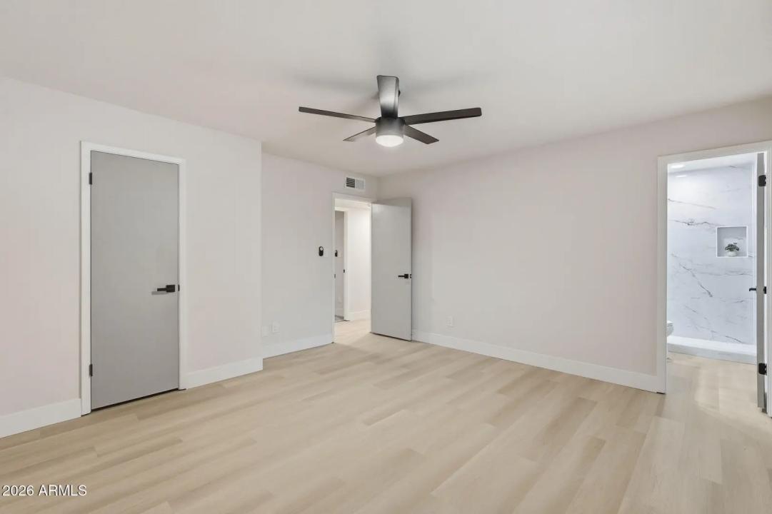 Real Estate Picture 18