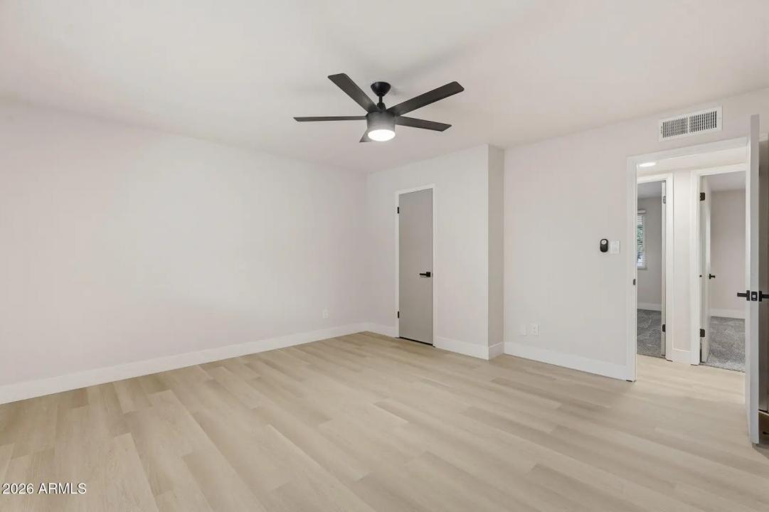 Real Estate Picture 19