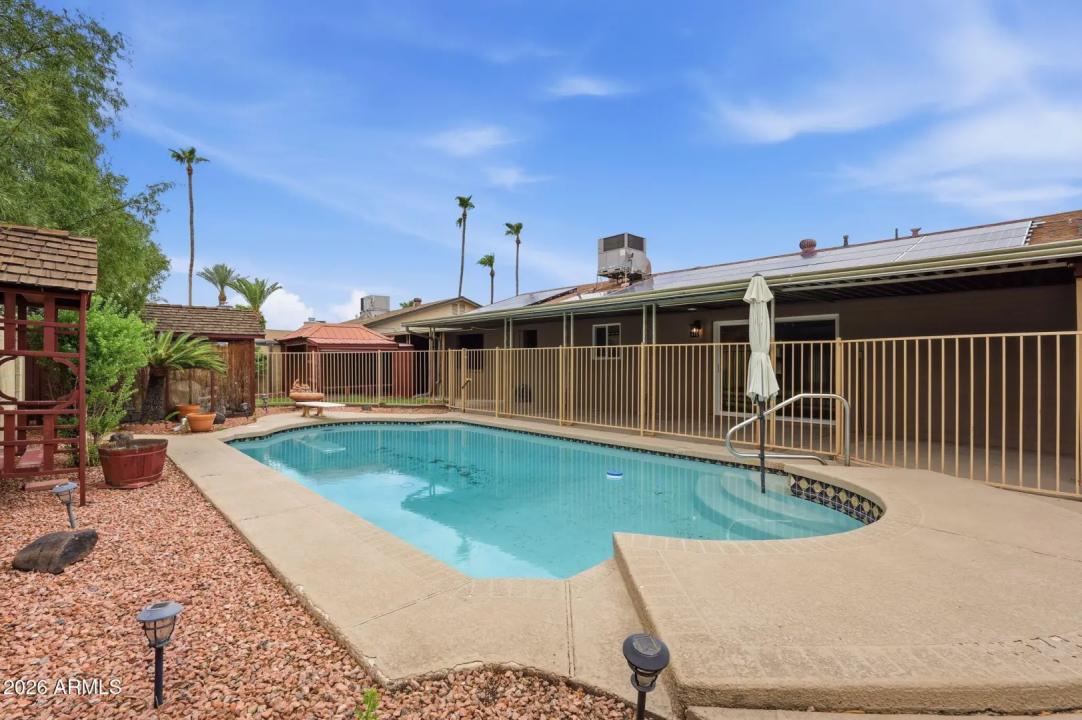 Real Estate Picture 36
