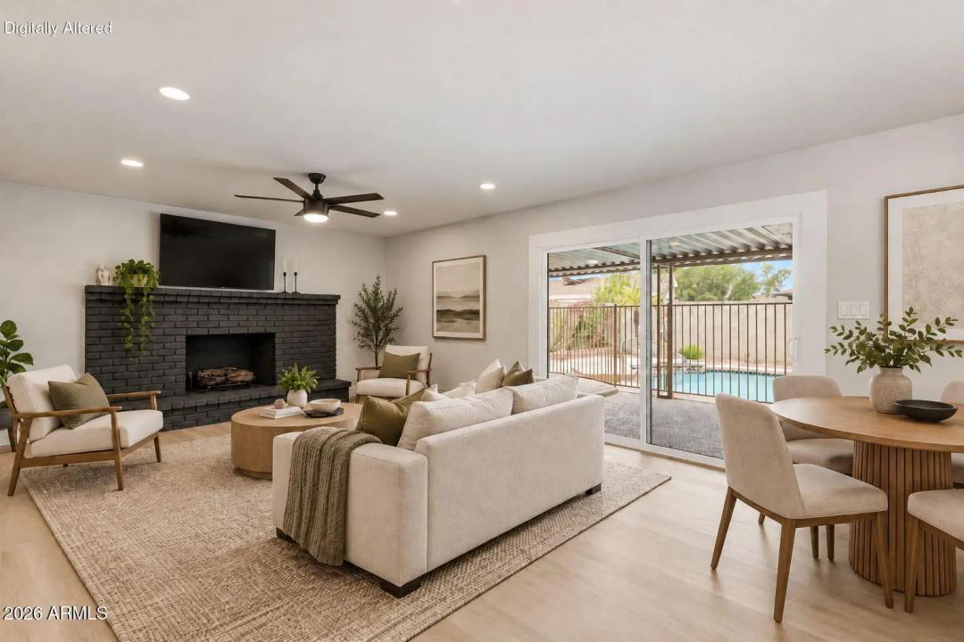 Real Estate Picture 13