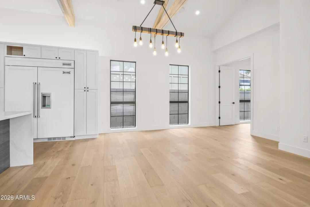 Real Estate Picture 26