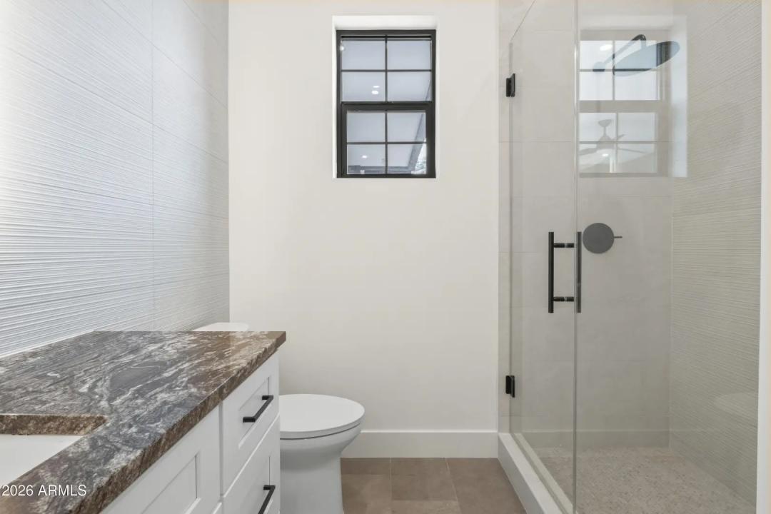 Real Estate Picture 38