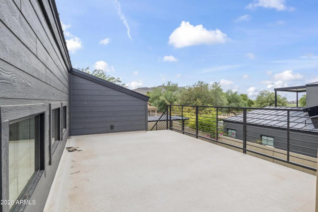 Real Estate Picture 40