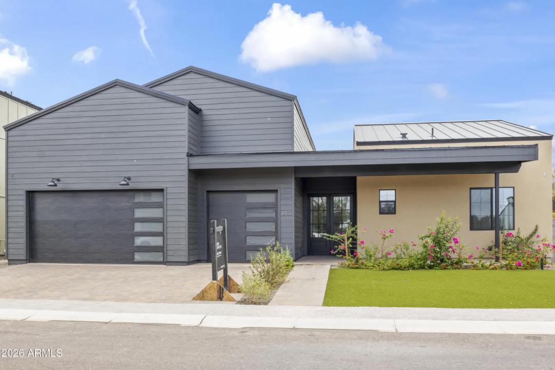 Real Estate Picture 42