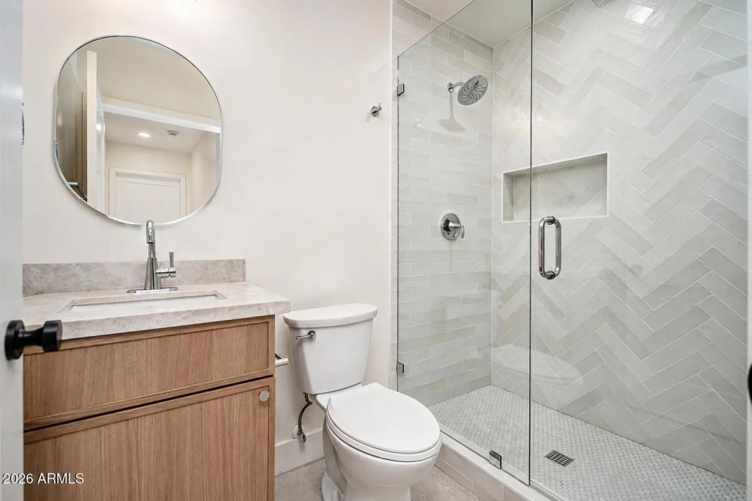 Real Estate Picture 19