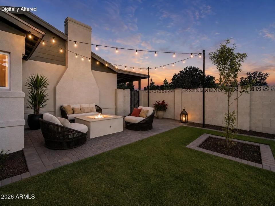Real Estate Picture 1