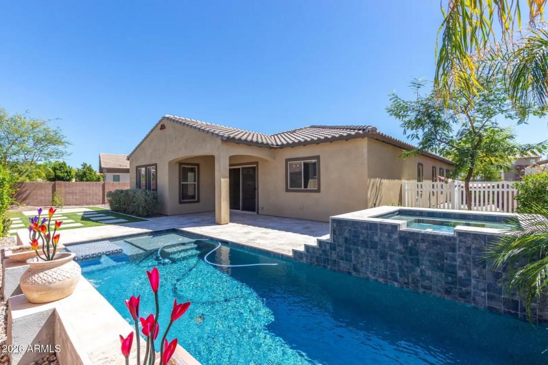 Real Estate Picture 2