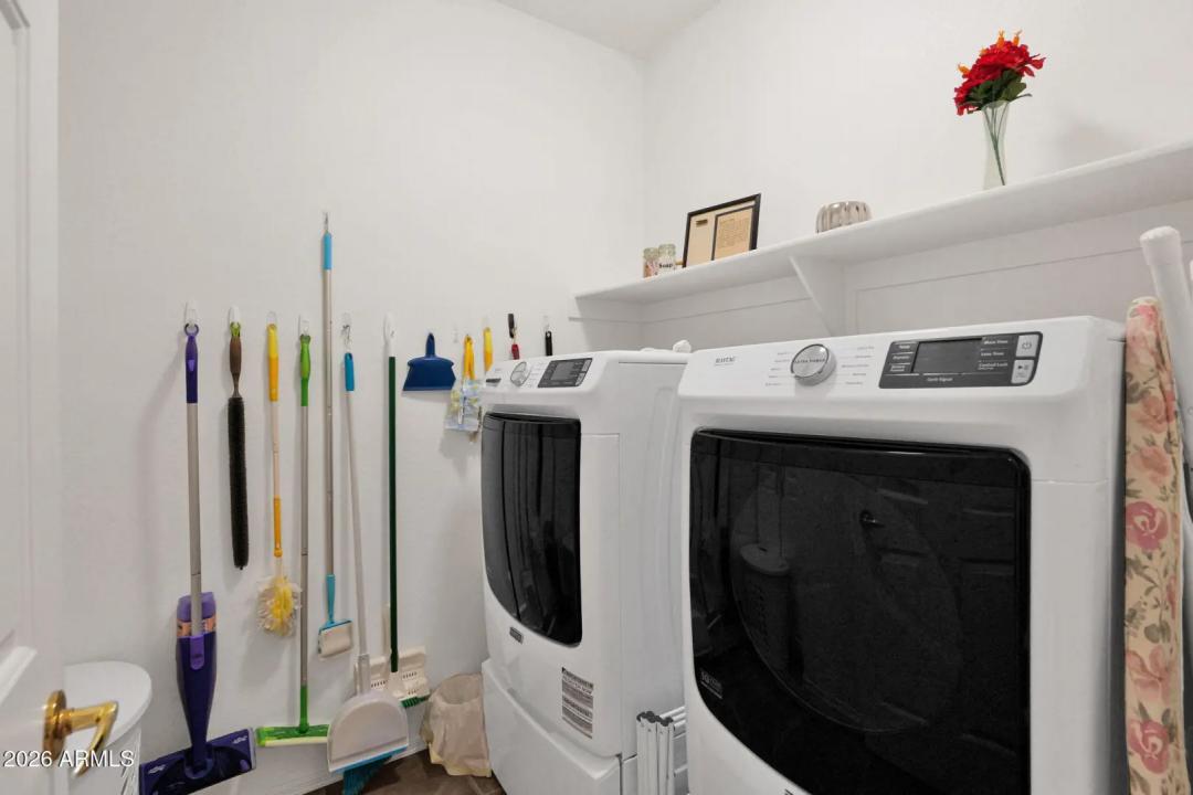 Real Estate Picture 27