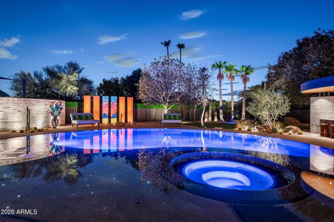 Real Estate Picture 2