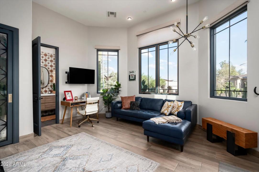 Real Estate Picture 36