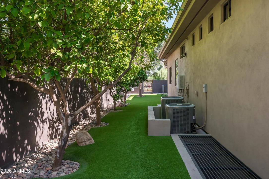 Real Estate Picture 56