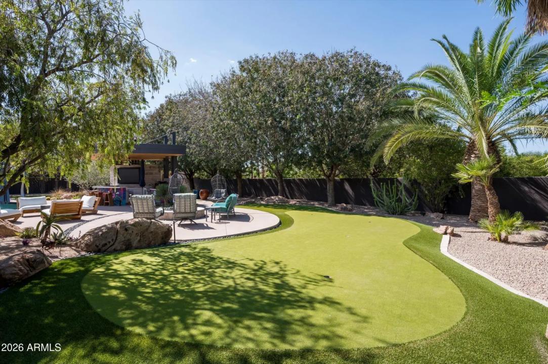 Real Estate Picture 35