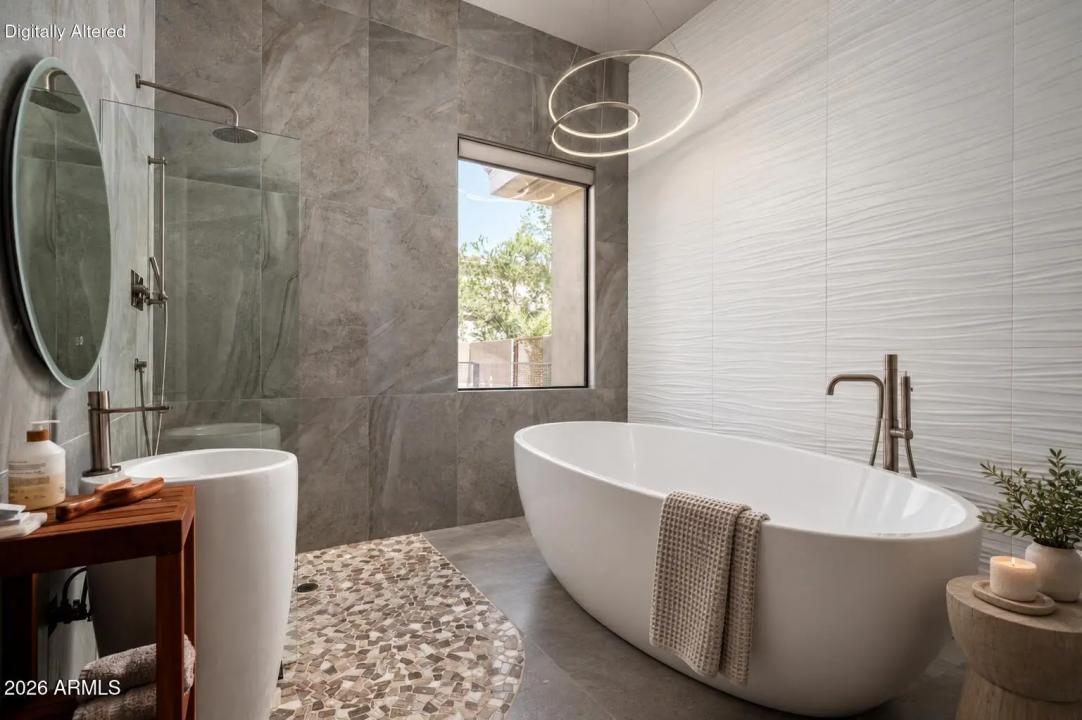 Real Estate Picture 14