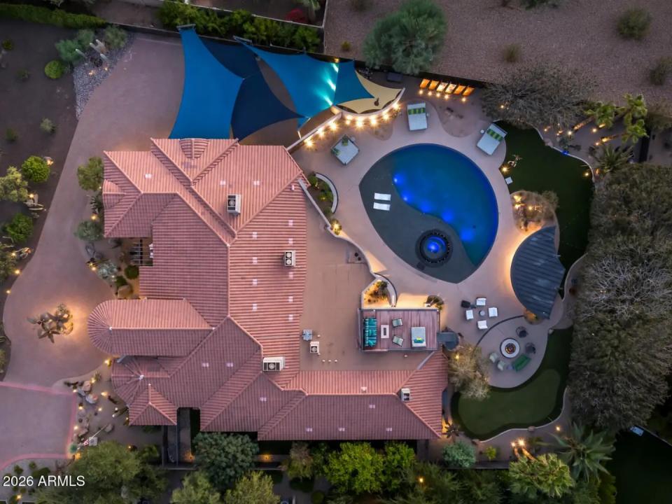 Real Estate Picture 2