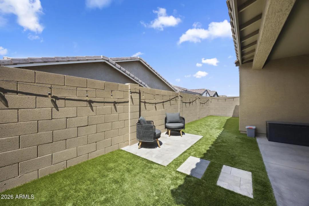 Real Estate Picture 27