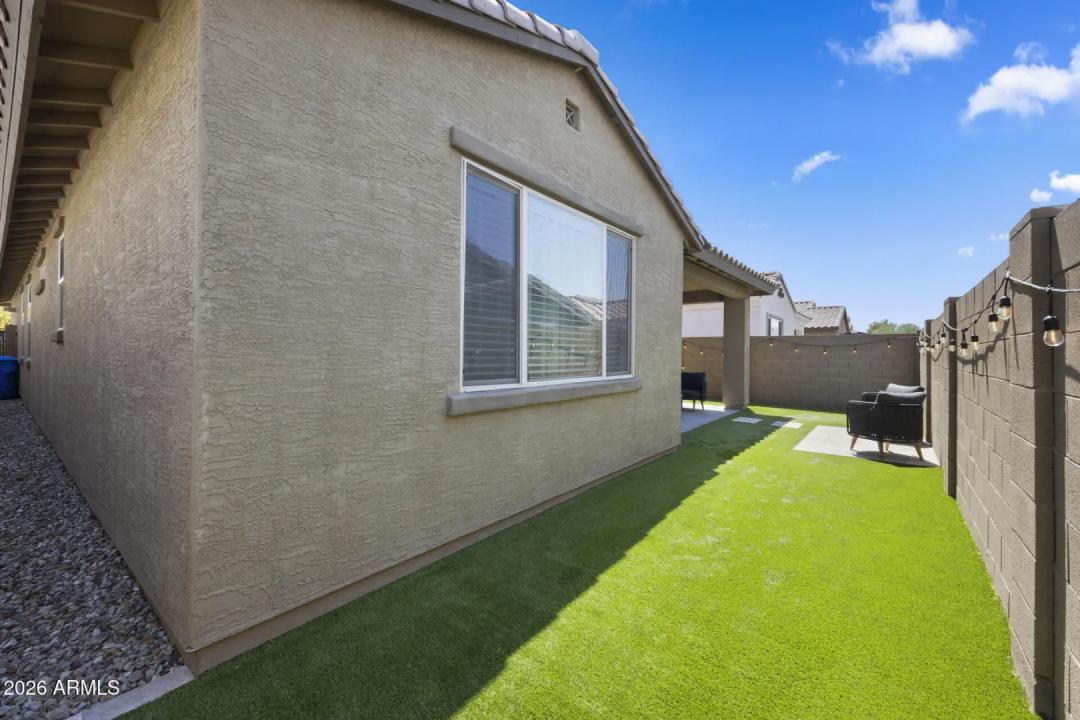 Real Estate Picture 29