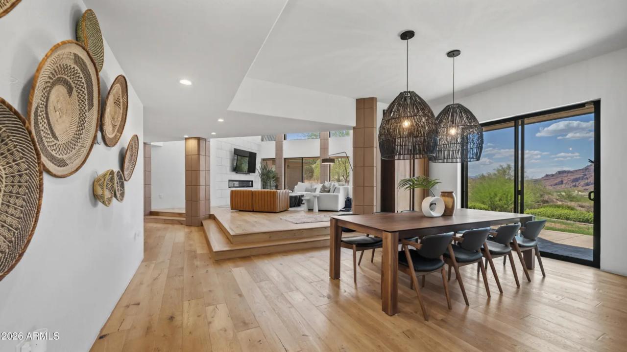Real Estate Picture 6