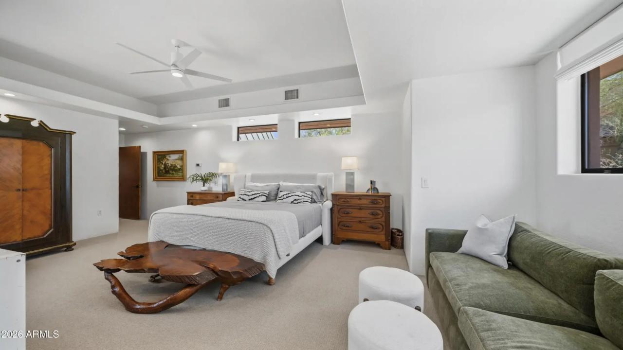 Real Estate Picture 37