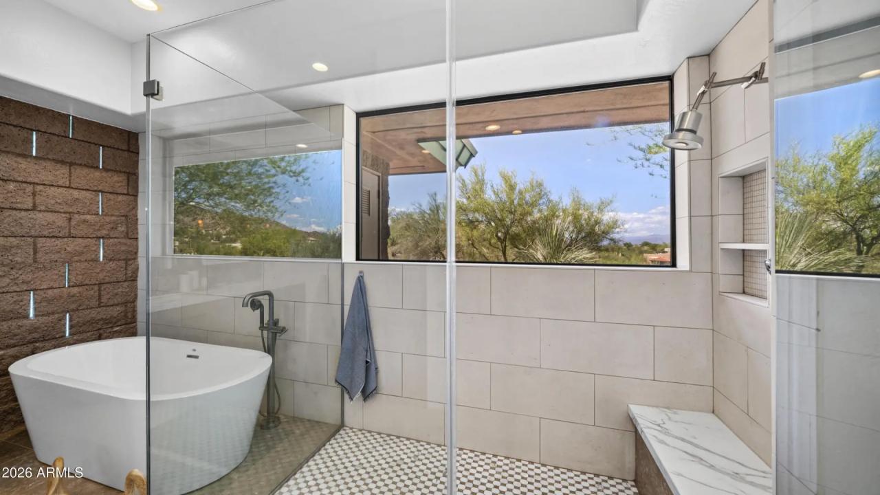 Real Estate Picture 45