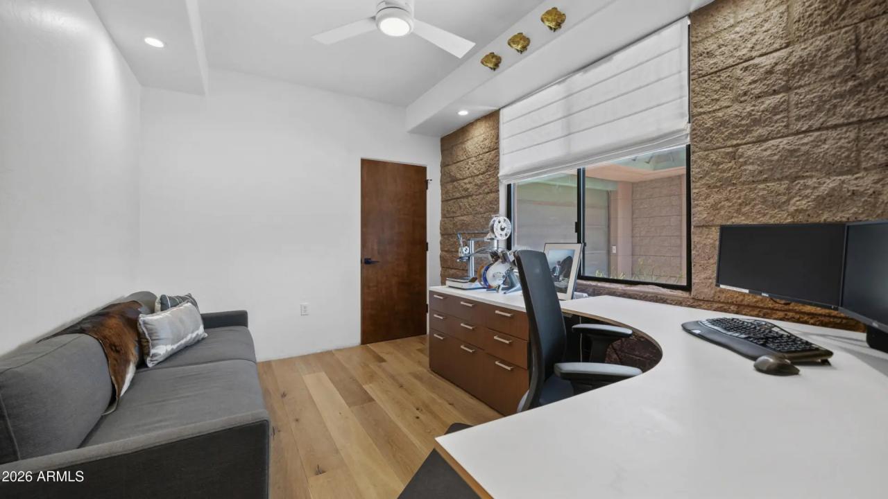 Real Estate Picture 34