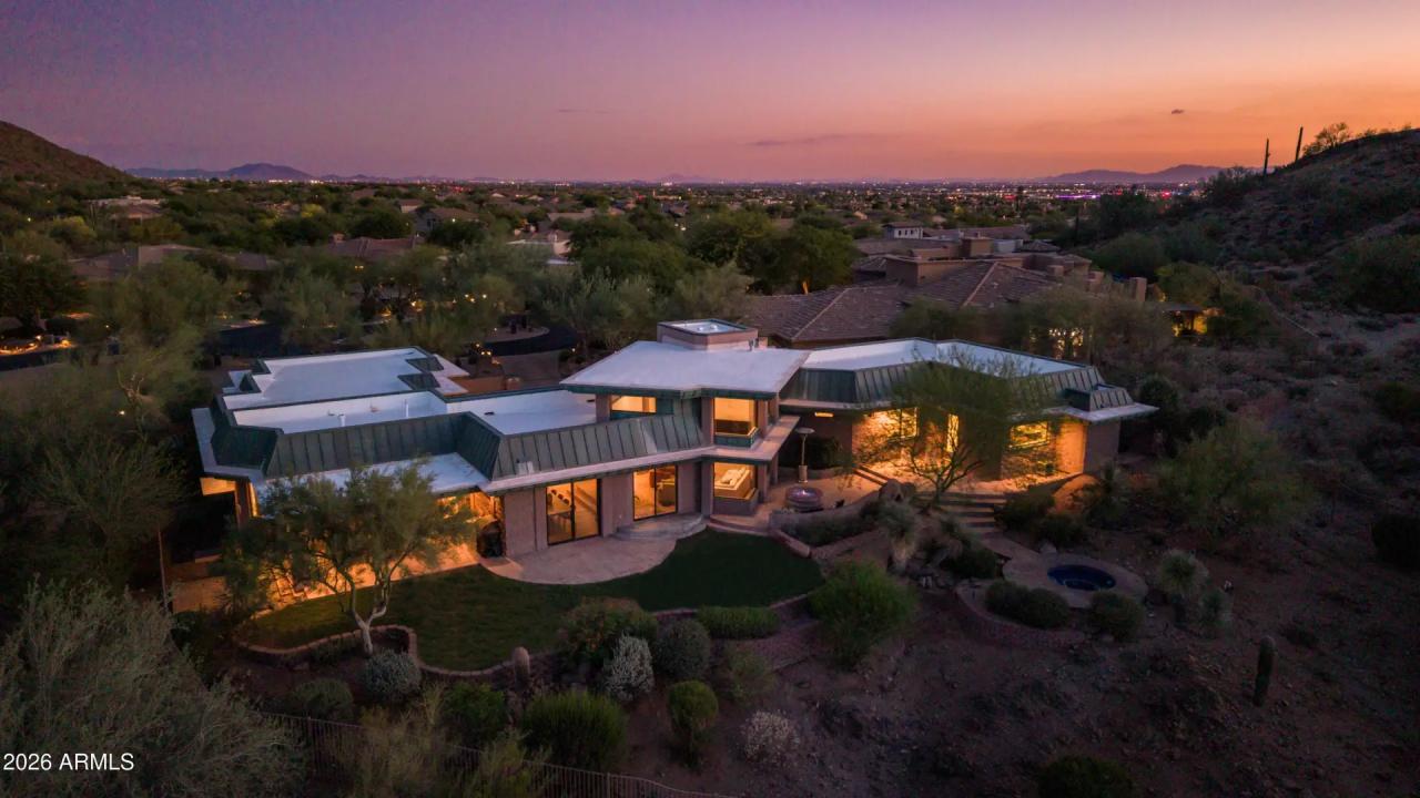 Real Estate Picture 1