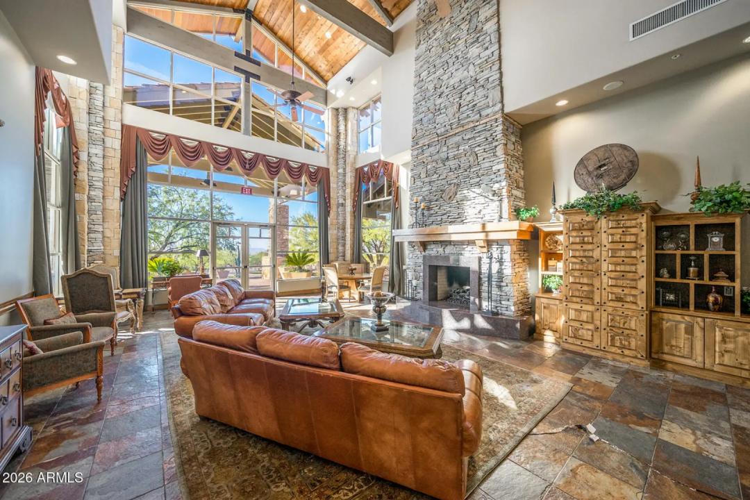 Real Estate Picture 85