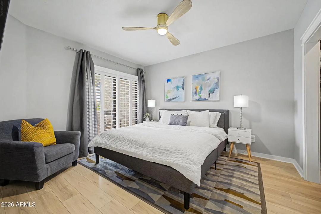 Real Estate Picture 6