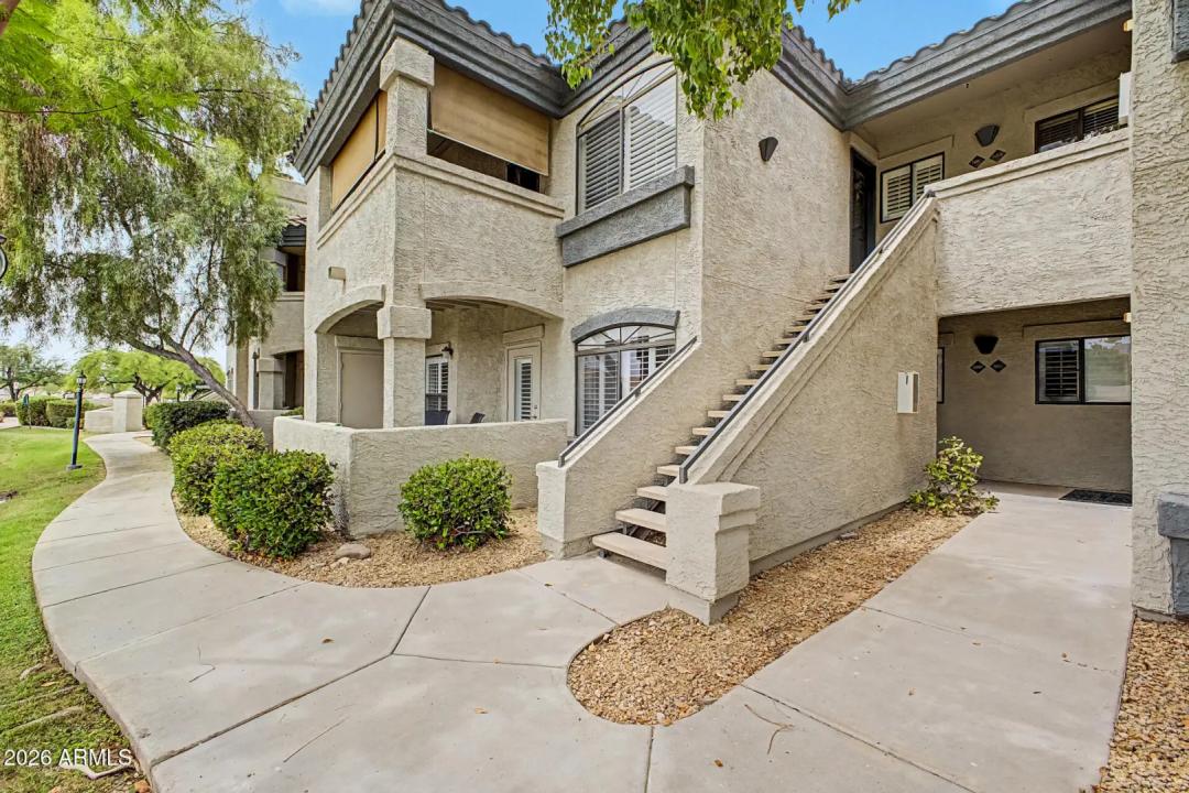 Real Estate Picture 9