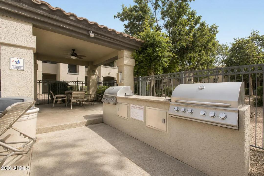 Real Estate Picture 18