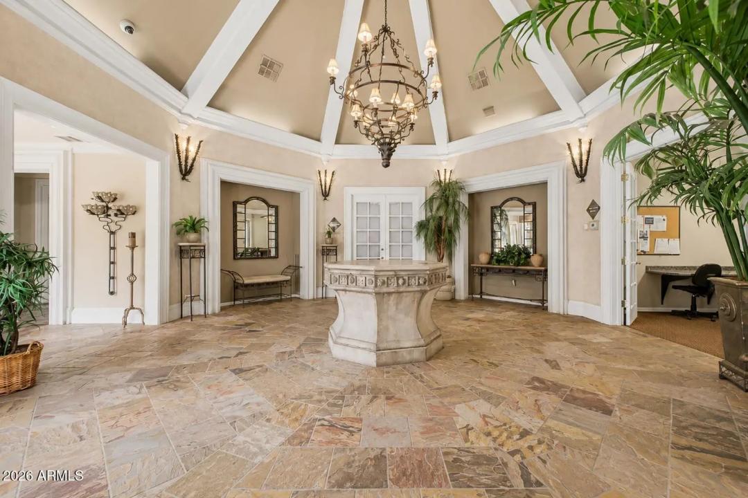 Real Estate Picture 19