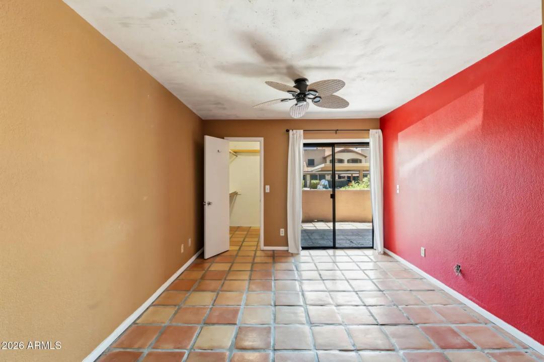 Real Estate Picture 17