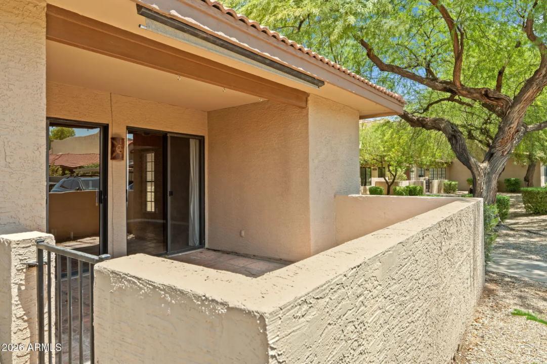 Real Estate Picture 24
