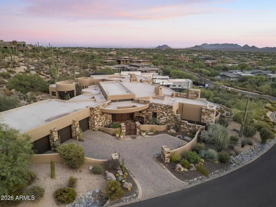 Real Estate Picture 10