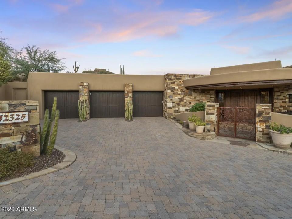 Real Estate Picture 14