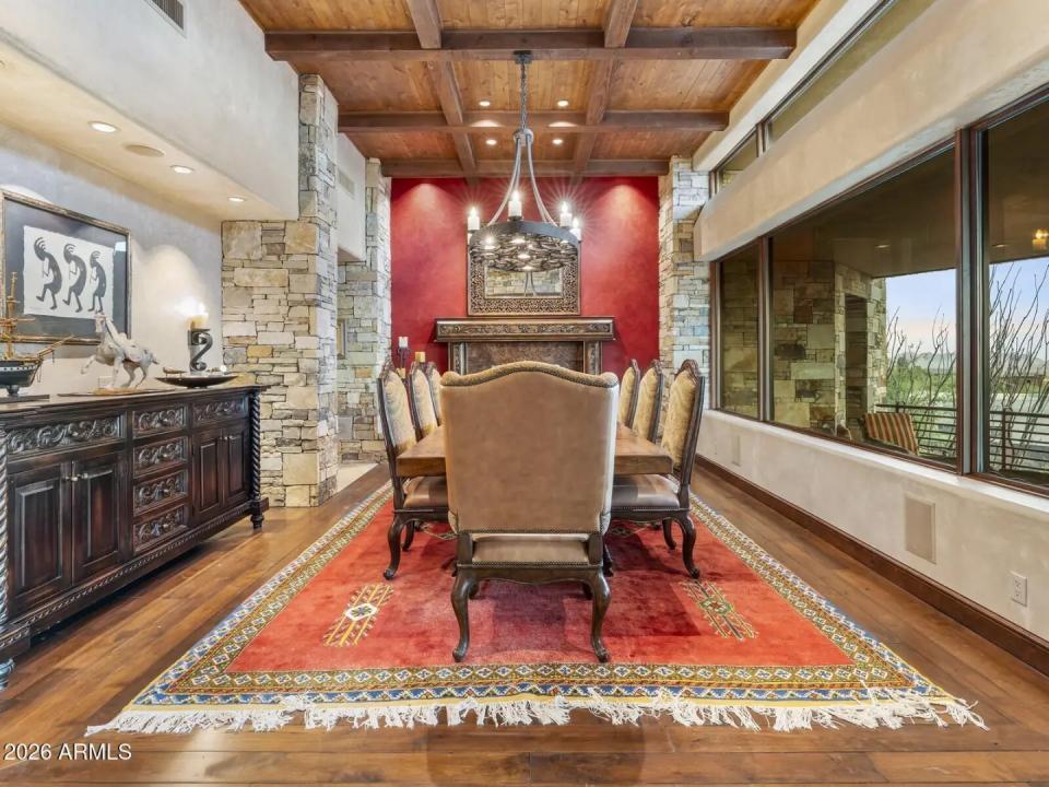 Real Estate Picture 25