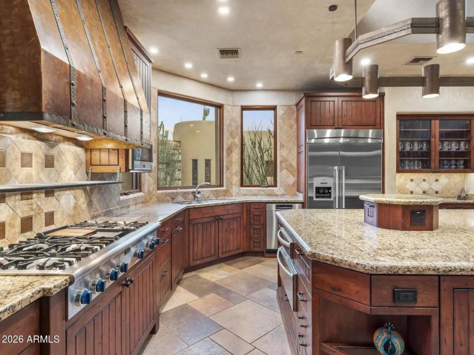Real Estate Picture 32