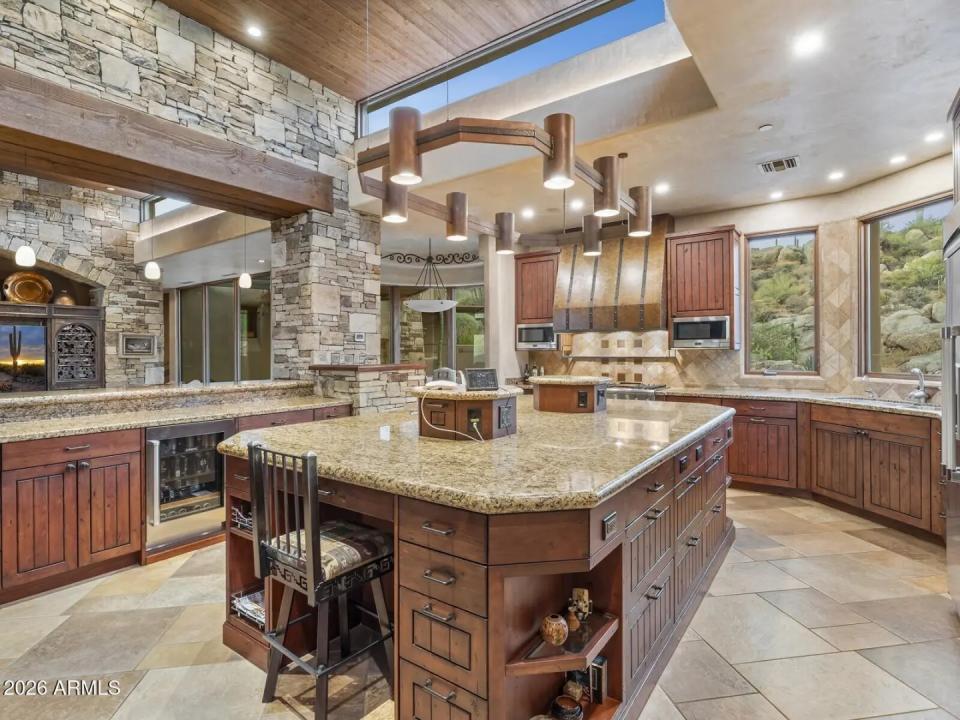 Real Estate Picture 35