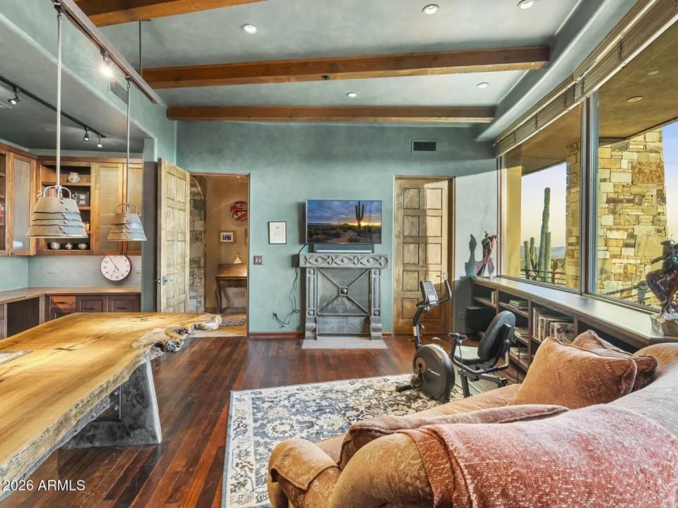Real Estate Picture 43