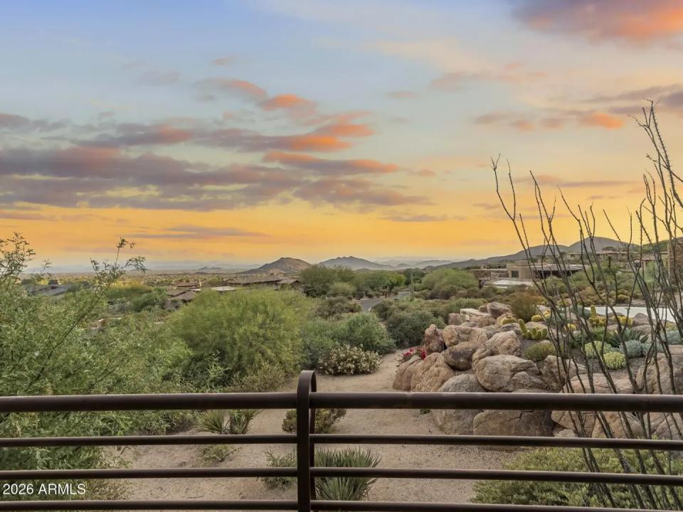 Real Estate Picture 77