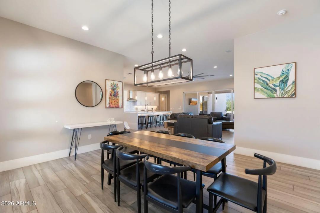 Real Estate Picture 16