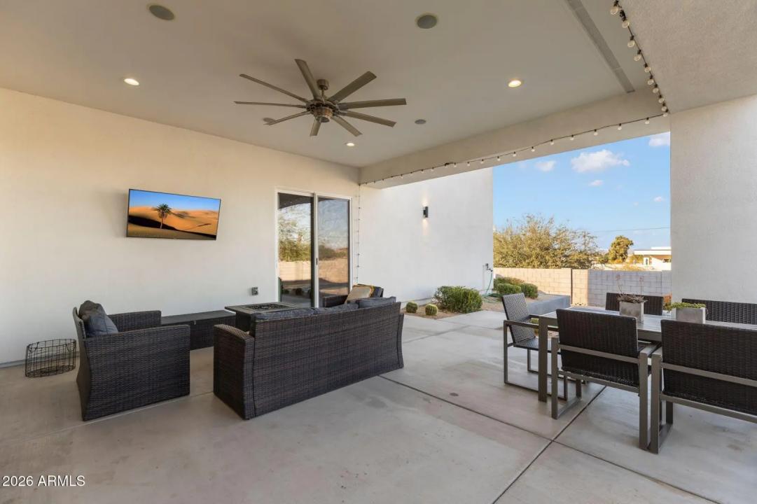 Real Estate Picture 38