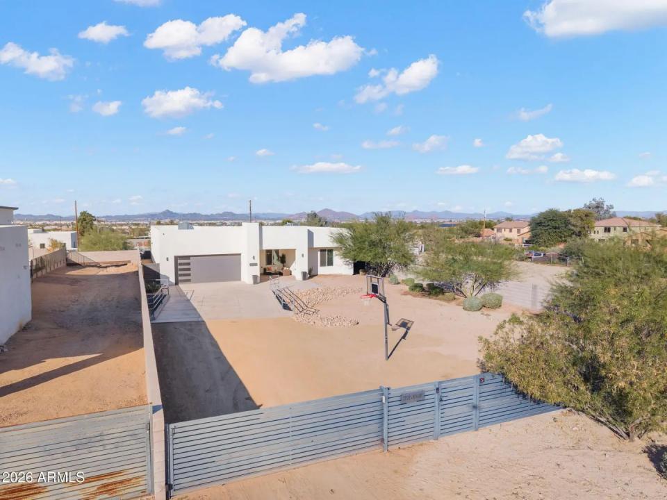Real Estate Picture 47
