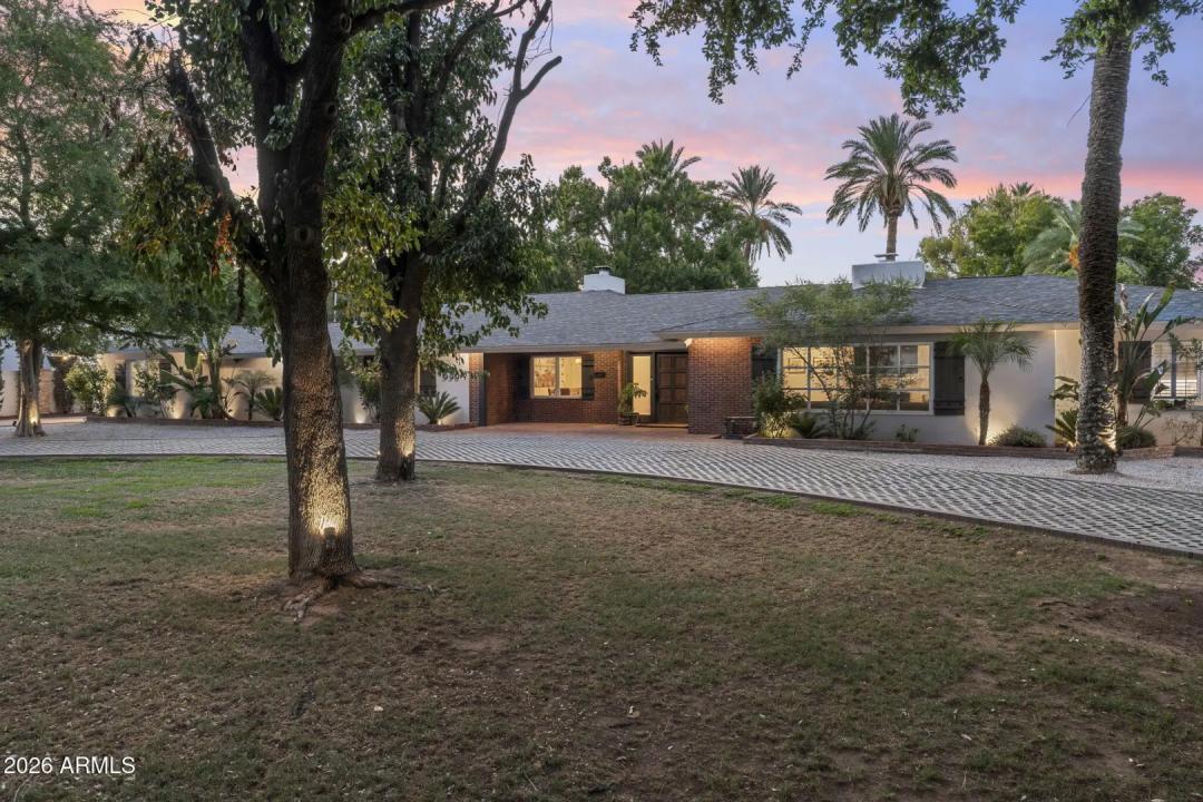 Real Estate Picture 2