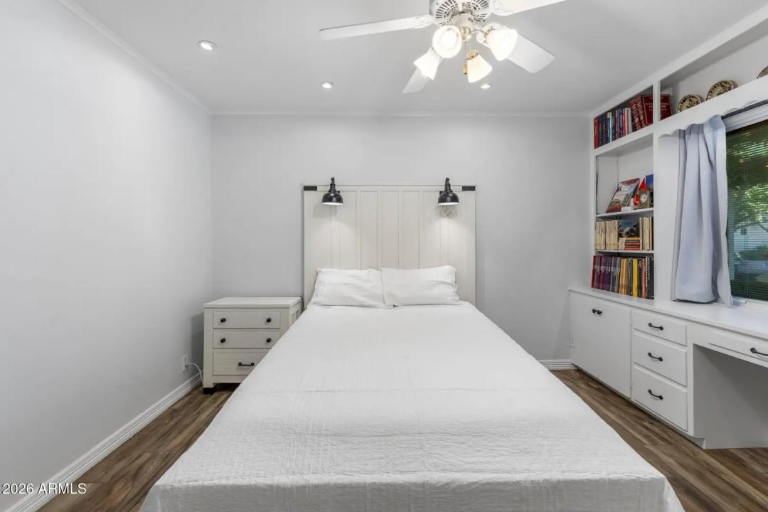 Real Estate Picture 34